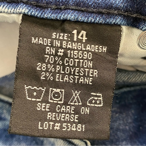 Refinery Republic Girl’s Blue Jeans - Picture 7 of 8